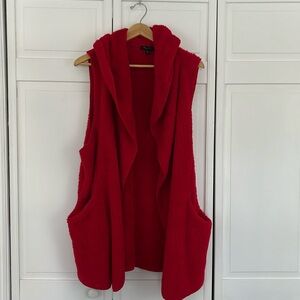 Fuzzy Fleece Red Vest with Hood M/L